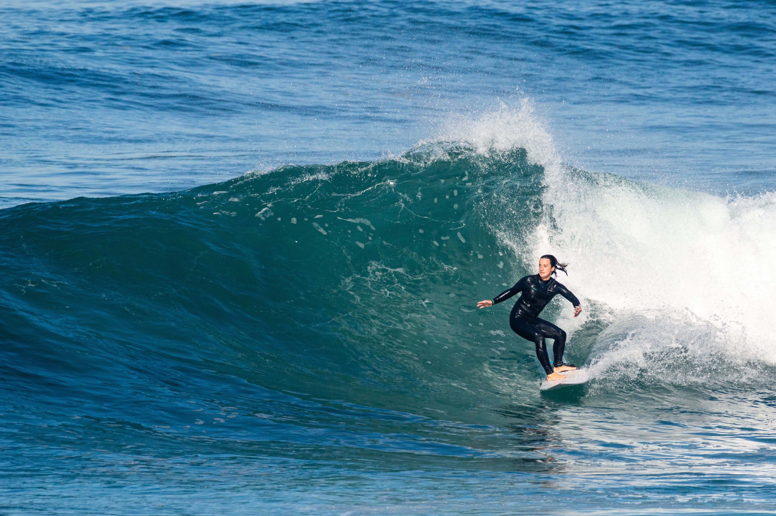 Read more about the article The Importance of Mastering the Bottom Turn in Surfing